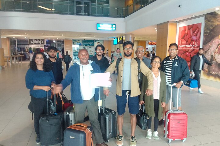 Swift Ride Airport Transfers  - Photo 1 of 13